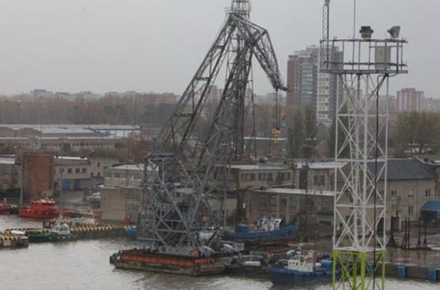 Akvatorija verčiama senos technikos sąvartynu