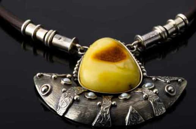 "Iš daugelio vienas" – Klaipėdos krašto auksakaliai vėl kviečia į parodą