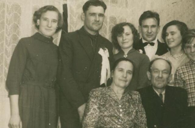 Klaipėdos akvarelės: namai ir žmonės (269)