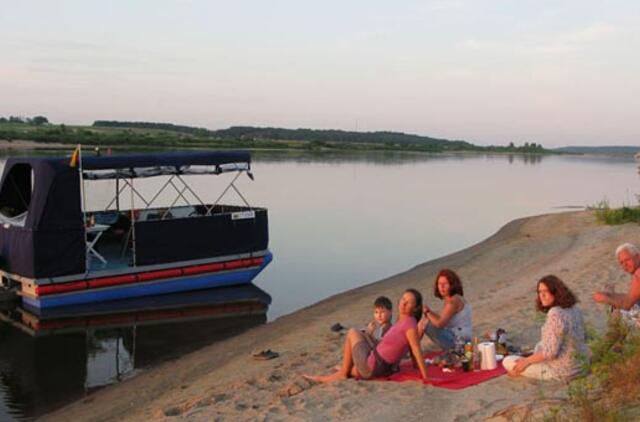 Laivybos Nemuno upe ypatumai