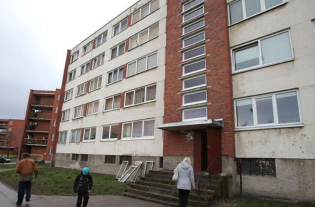 Munduro garbę gina už mūsų pinigus