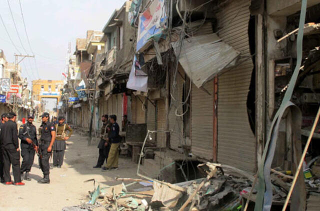 Pakistane per religinę procesiją nugriaudėjus sprogimui žuvo du žmonės, 35 sužeisti