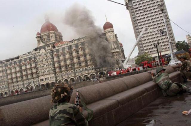 Talibai pagrasino Indijai atkeršysią už mirties bausmę Mumbajaus teroristui