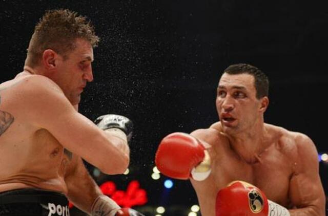 Vladimiras Kličko už kovą su M. Vachu gavo 5,3 mln. eurų