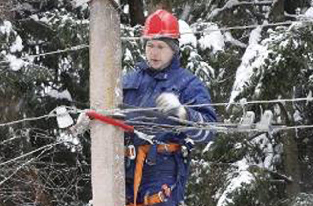 Nepasirinksite tiekėjo - už elektrą mokėsite brangiau