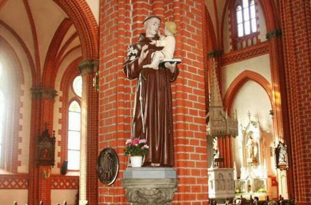 Palangoje poros atnaujino santuokos įžadus