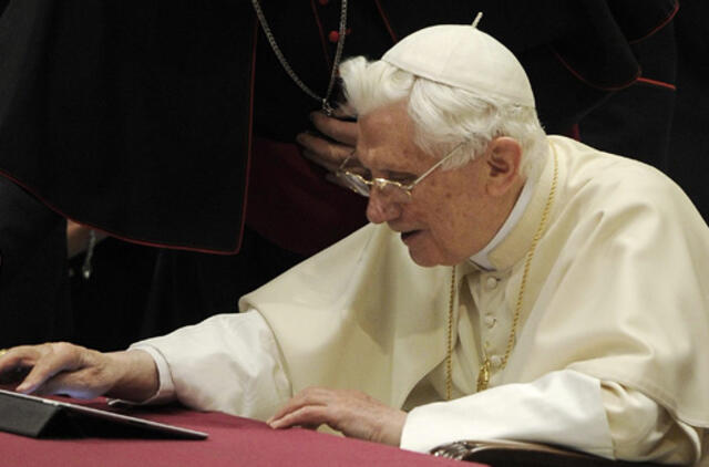 Popiežius atleido slaptą informaciją pavogusiam ir nutekinusiam liokajui