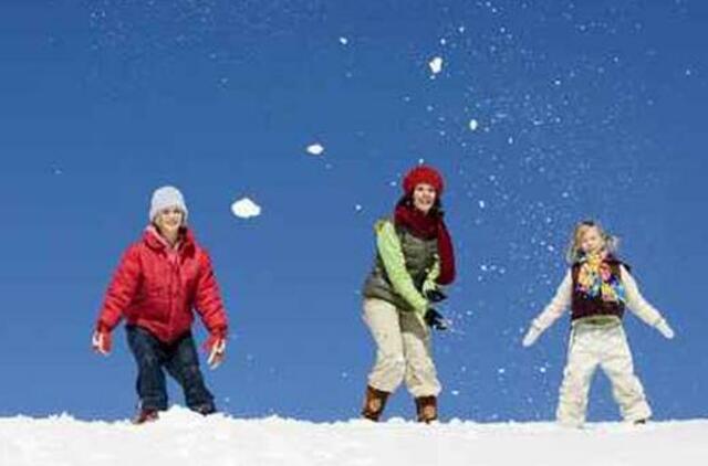 Belgija: už mestą sniego gniūžtę gresia 100 eurų bauda