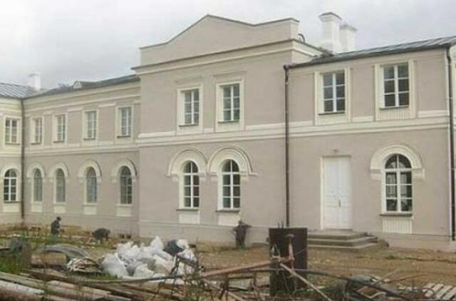 Bolševikų nacionalizuotą architektūros paveldą Rusijoje siūloma gelbėti jį nuomojant ar parduodant