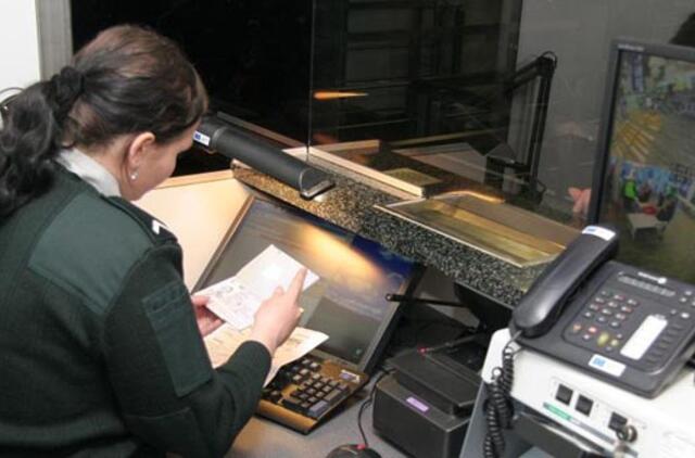 Iš Londono atskridęs šiaulietis buvo ieškomas policijos ir turėjo suklastotus dokumentus