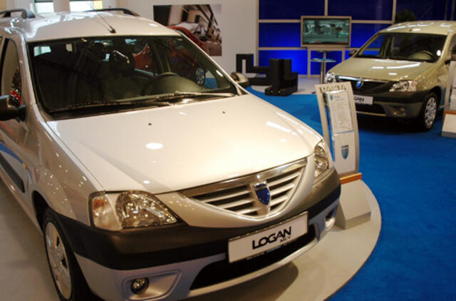 Naujų automobilių pardavimas Europoje pernai krito