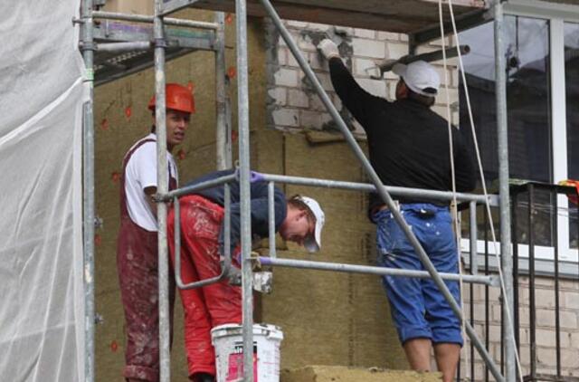 Premjeras kviečia savivaldybes aktyviai įsijungti į daugiabučių renovacijos procesus