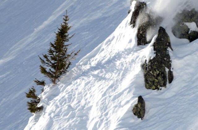 Alpėse gelbėtojų laukęs lietuvis alpinistas žuvo, jo partnerio nebesitikima rasti gyvo