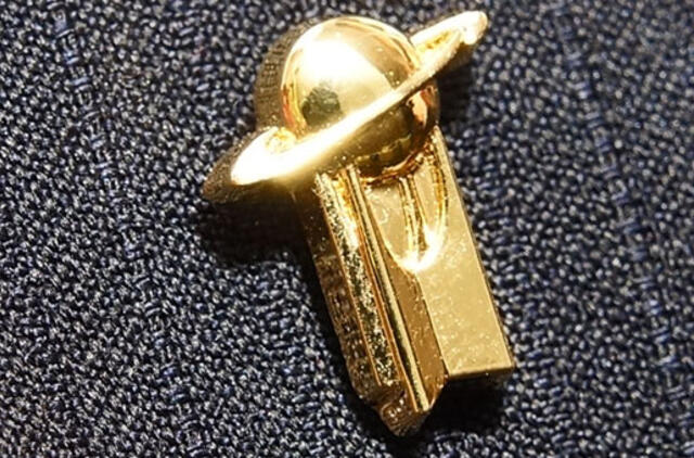 Geriausias pasaulyje automobilis - kovą