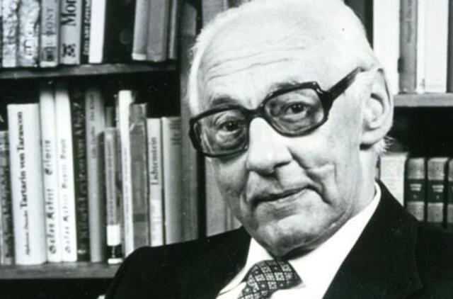 Klaipėdos akvarelės: namai ir žmonės (279)