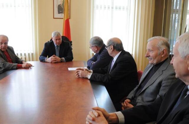 "Naftai-Universitetui" - išnykimo grėsmė