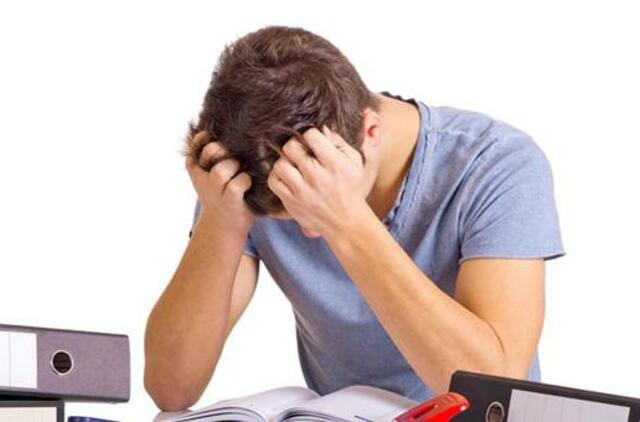 Seimo komitetas siūlo neskubėti priimti lietuvių kalbos brandos egzamino pakeitimų