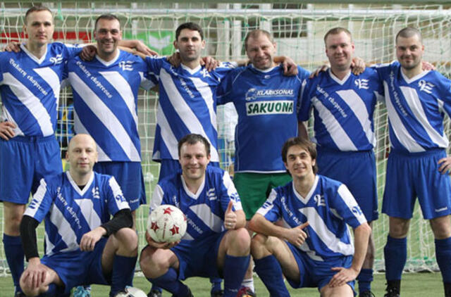 Žurnalistai susirungė futbolo aikštėje