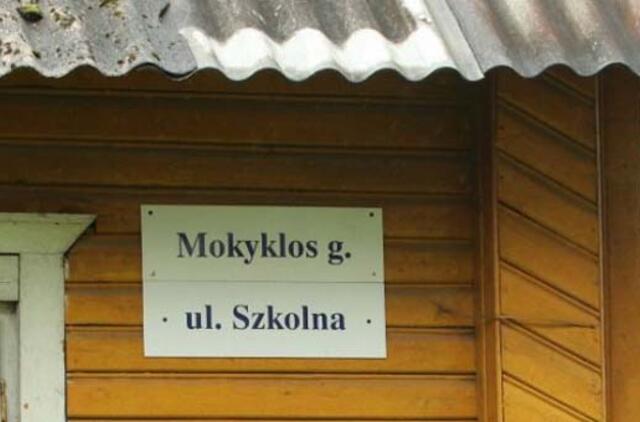 Darbo grupė: tautinių mažumų pavardes asmens dokumentuose reikėtų rašyti originaliai