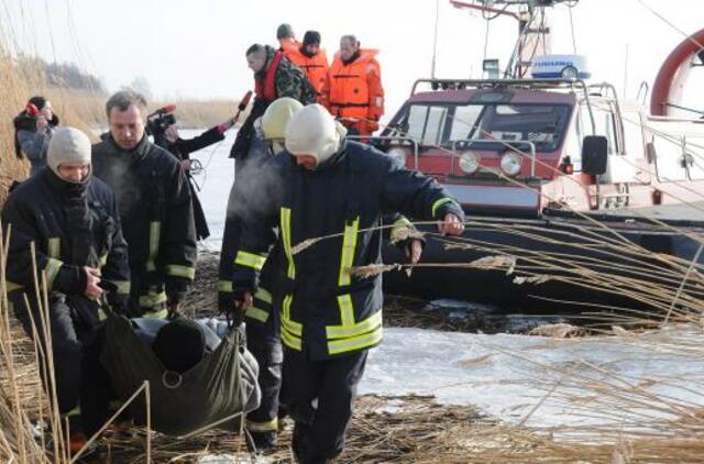 Išgelbėti Kuršių mariose skendę žvejai