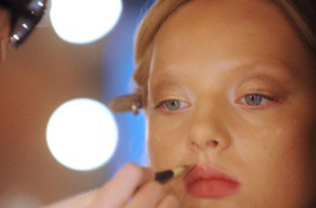 Makiažui pabaigti - skaistalai