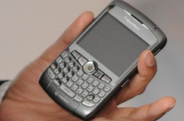 Netrukus pasaulyje bus tiek mobiliųjų telefonų, kiek yra gyventojų