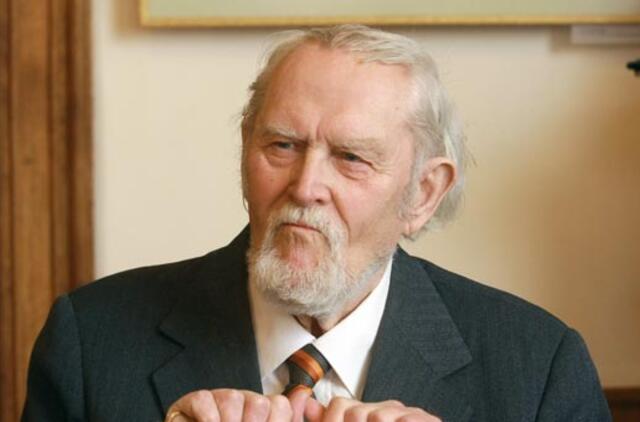 Poetą Marcelijų Martinaitį ištiko insultas