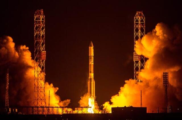 Rusijos raketa "Proton-M" į kosmosą iškėlė Meksikos ryšių palydovą