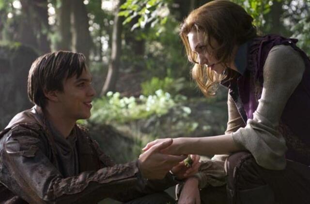 Su Jennifer Lawrence susitikinėjęs filmo „Džekas milžinų nugalėtojas“ aktorius Nicholas Houltas: „Nesu širdžių ėdikas“