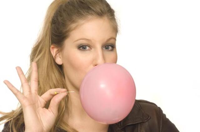 Tyrimas: gumos kramtymas gerina reakciją