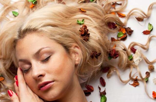 10 plaukams naudingiausių produktų