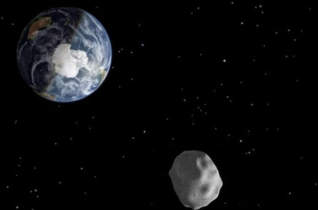 Pavojingiausią Žemei asteroidą NASA taranuos 0,44 tonos sviediniu