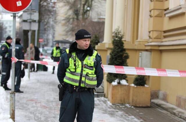 STT būstinėje siautėjo peiliu ginkluotas vyriškis