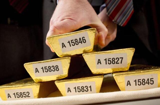 Trečiadienį toliau brangsta auksas