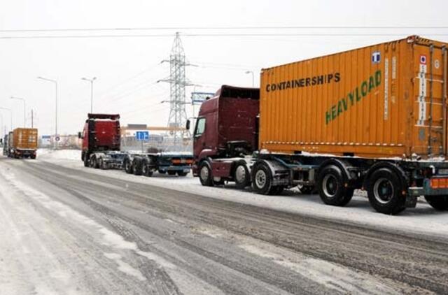 Lietuvos eksporto apimtys pagreičio nemažina - 2013 m. I-ąjį ketvirtį prekių eksportas augo beveik 17 proc.