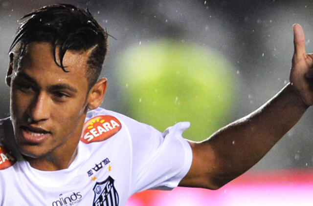 Neymaras: "Man bus garbė žaisti kartu su Leoneliu Messi, Xavi bei Andresu Iniesta