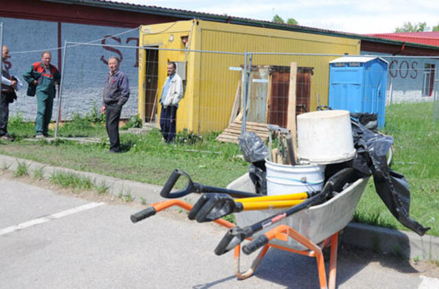 Tako statyboms - milijonai, statybininkams - špyga