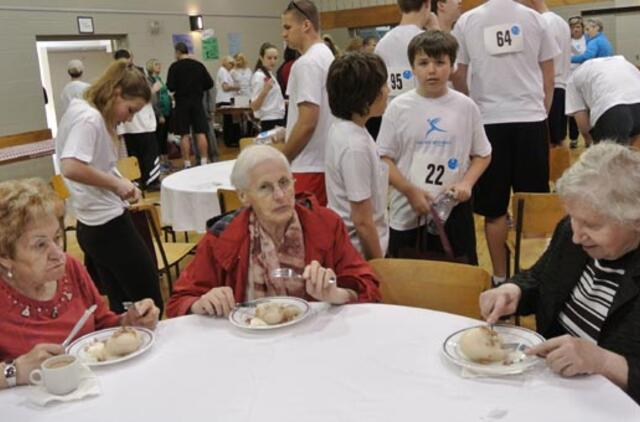 Toronto lietuvių bendruomenė irgi bėgo