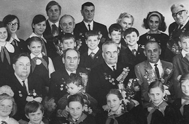 Klaipėdos akvarelės: namai ir žmonės (295)