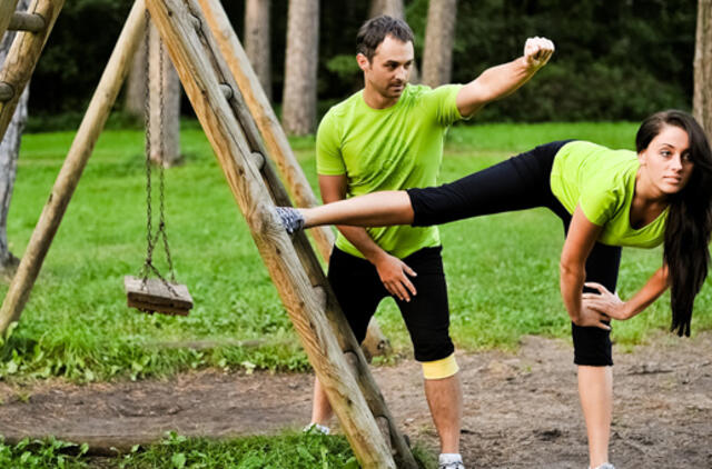 Kodėl norint taisyklingai treniruotis vien tik patarimų internete neužtenka?
