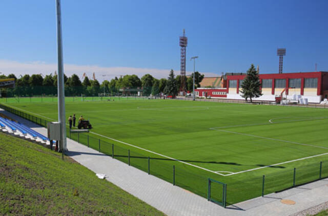 Naujoje aikštėje - valdininkų ir žurnalistų akistata