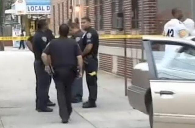 Niujorke keleivis skėčiu mirtinai dūrė taksistui į akį