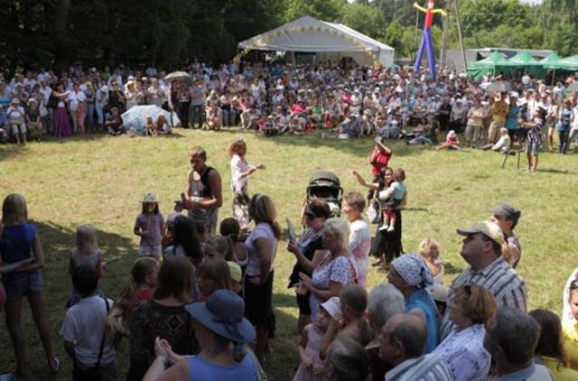 Žagarės vyšnių festivalis "Renkasi geriausieji"