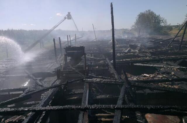 Kretingos rajone kilo gaisras grūdų sandėlyje