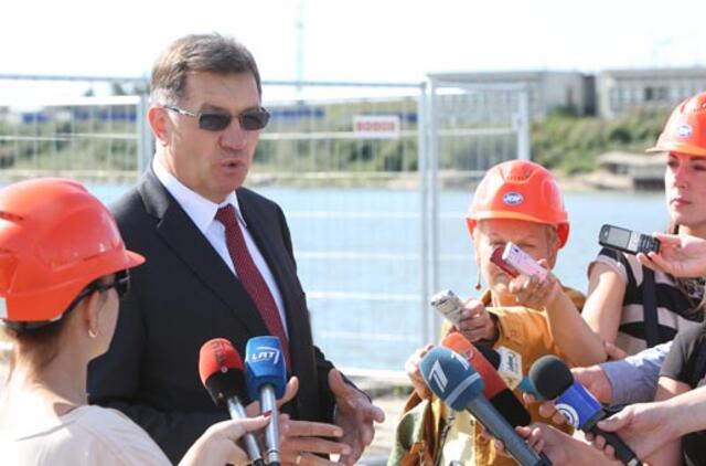 Premjeras tikisi, kad SGD terminalas nevėluos