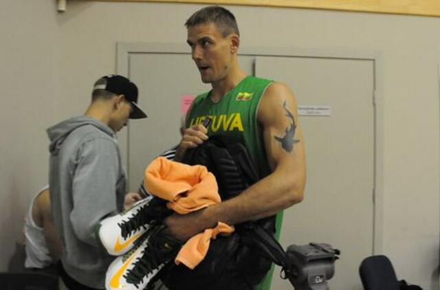 Robertas Javtokas: "Tikiu, kad Europos čempionate mūsų kiaušiniai netilps į šortus"