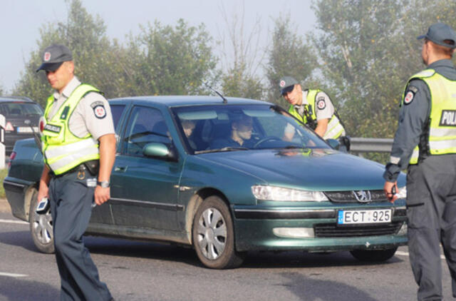 Siūloma griežtinti vairuotojų atsakomybę