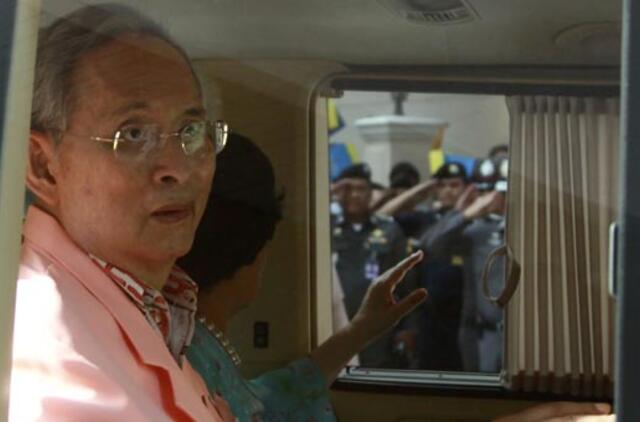 Tailando karalius po ketverių metų gydymo išrašytas iš ligoninės