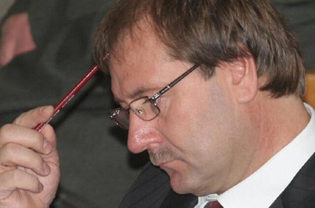 Viktoras Uspaskichas turi grįžti į Rusiją - mirė jo motina