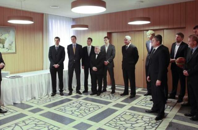 Europos vicečempionams įteikti sidabriniai seimo medaliai